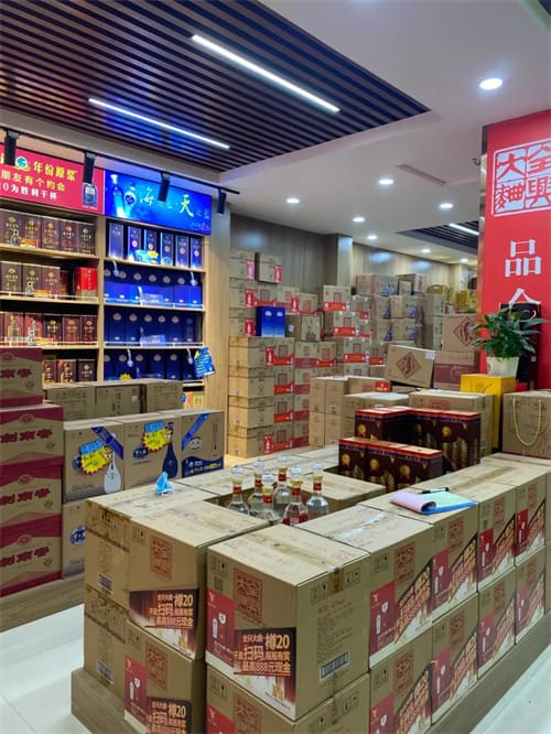 曲靖回收茅台酒~上门回收电话